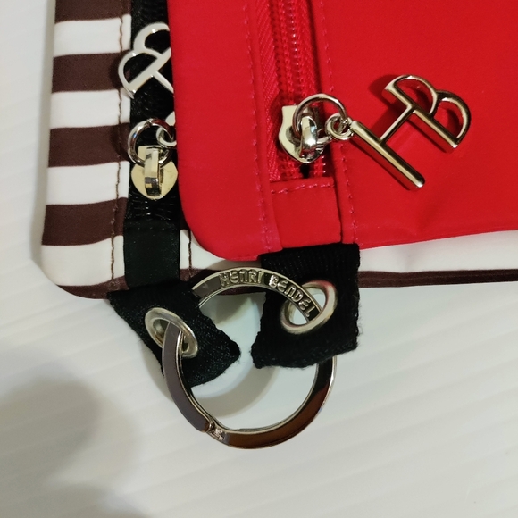 HENRI BENDEL flat Tow Set  Cosmetic Bag New without tags - Picture 8 of 8